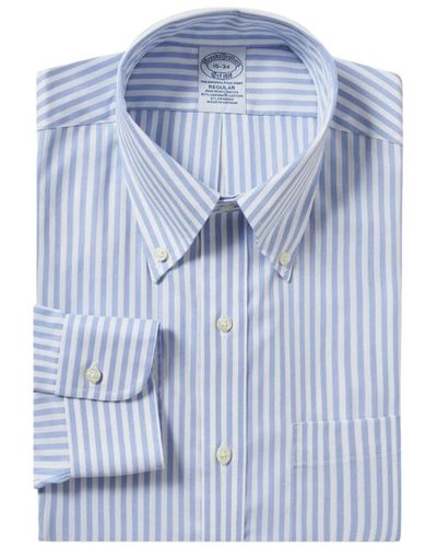 Brooks Brothers Hellblaues gestreiftes regular fit non-iron hemd mit button-down-kragen
