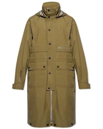 Moncler Coats > single-breasted coats - Vert