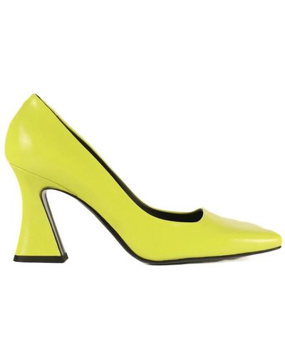 Fabi Court Shoes - Yellow