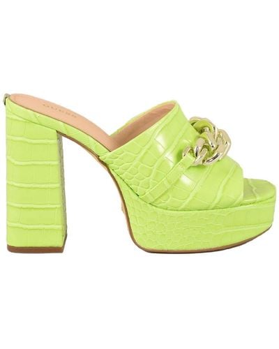 Guess Shoes - Amarillo