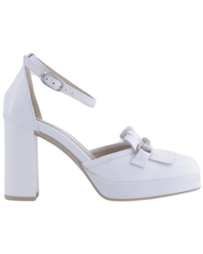 Nero Giardini Weiße sandalen für sommeroutfits