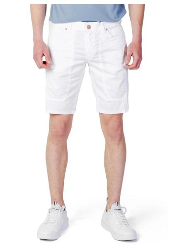 Jeckerson Shorts > casual shorts - Blanc