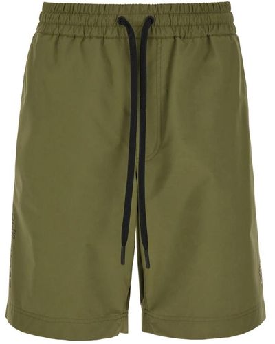 Moncler Shorts > casual shorts - Vert