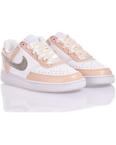 Nike Handgefertigte Weiße Sneakers für Frauen - Pink