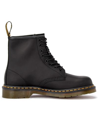 Dr. Martens Amphibious 8-hole boot in greased black leather - Nero