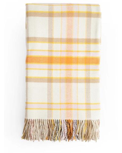 Burberry Accessories > scarves > winter scarves - Orange