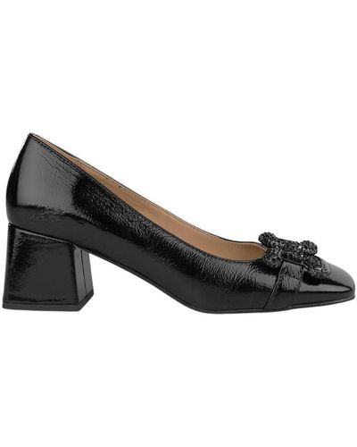Alma En Pena. Court Shoes - Black