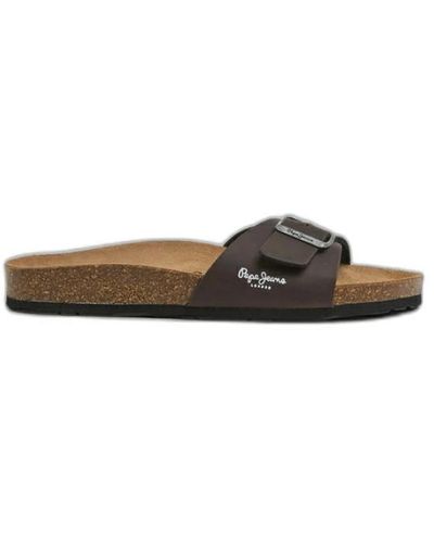 Pepe Jeans Slippers - Bruin