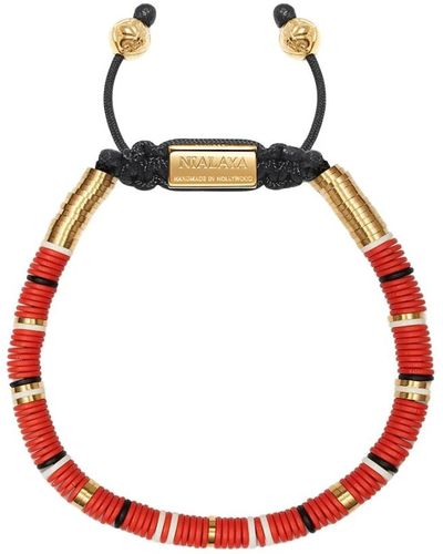 Nialaya Boho armband mit roten, weißen und goldenen scheibenperlen