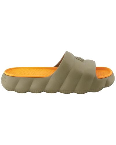 Moncler Shoes > flip flops & sliders > sliders - Vert
