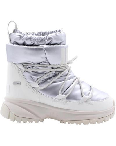 UGG Winter Boots - White