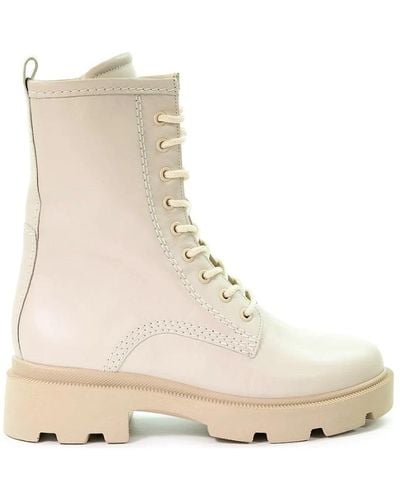 Gabor Lace-Up Boots - Natural