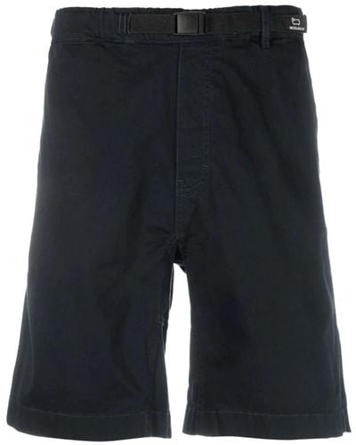 Woolrich Shorts > casual shorts - Noir