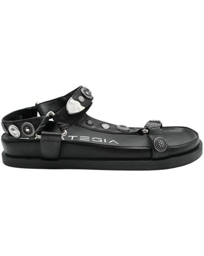 Strategia Flat Sandals - Black