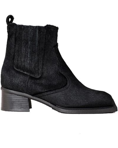 Ninamounah Heeled Boots - Black