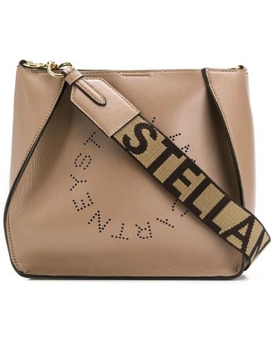 Stella McCartney Logo-schultertasche mit perforiertem detail - Natur