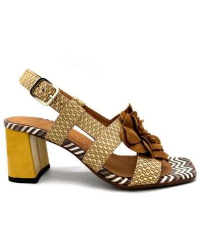 Chie Mihara Elegantes sandalias de tacón alto de cuero - Marrón