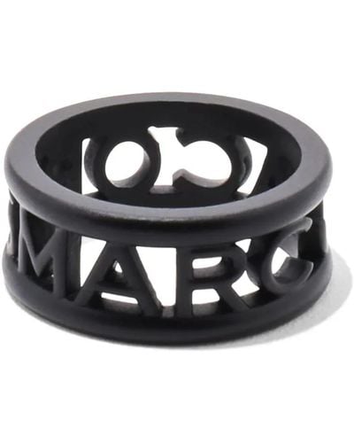 Marc Jacobs Schwarzer logo messing emaille ring