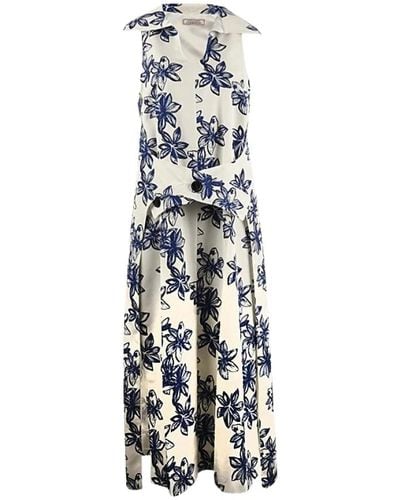 Nina Ricci Lange weiße fließende robe mit knopfverschluss vorne - Blau