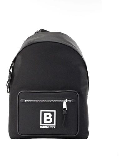 Burberry Schwarzer nylon-rucksack mit reißverschlusstaschen