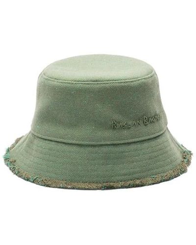 Ruslan Baginskiy Grüner bucket hat