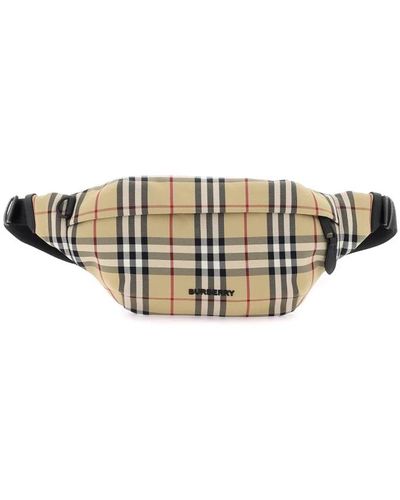 Burberry Iconic check beltpack mit metall-logo - Natur