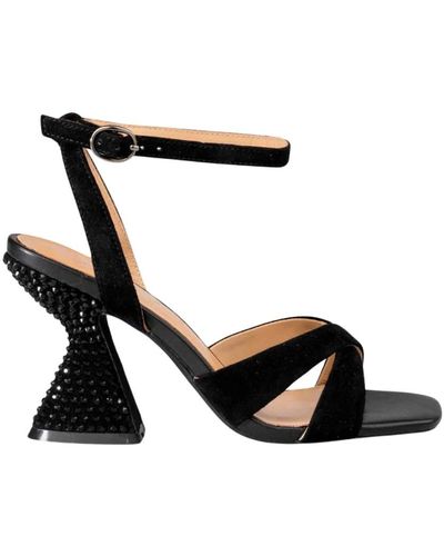 Alma En Pena. High Heel Sandals - Black