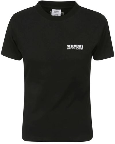 Vetements Besticktes logo figurbetontes t-shirt - Schwarz