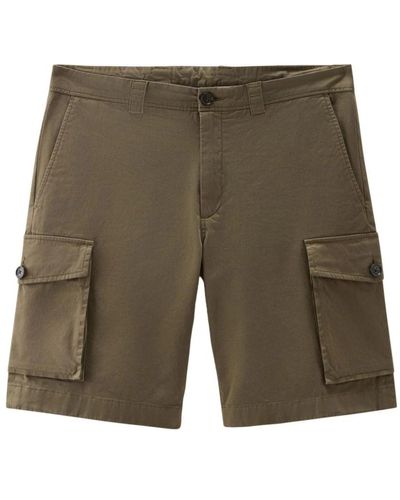 Woolrich Shorts > casual shorts - Vert