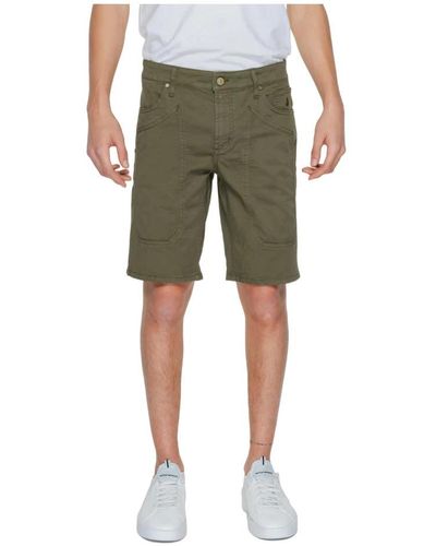 Jeckerson Casual Shorts - Green