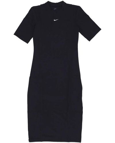 Nike Schwarz/weiß essential midi kleid streetwear