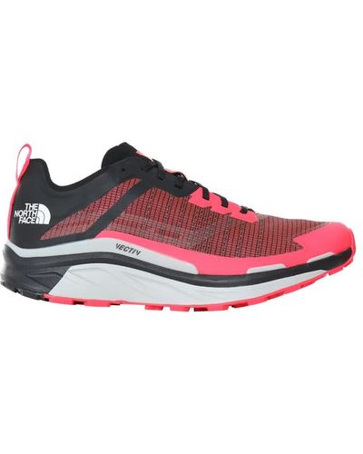 The North Face Vectivtm Responsiveness Meets Protection To Help You Navigate Tricky Technical Trails - Red