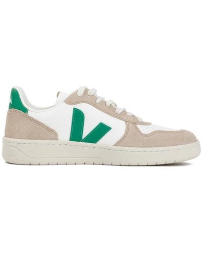 Veja Trainers - Green