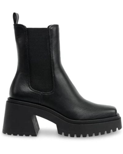 Steve Madden Parkway Boots In - Black