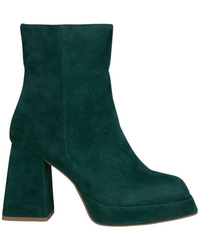 Alma En Pena. Heeled Boots - Green