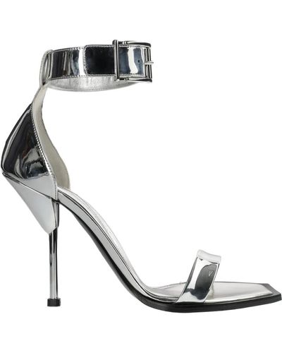 Alexander McQueen Silberne sandalen mit hohem absatz für moderne frauen - Mettallic