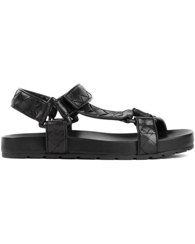 Bottega Veneta Intrecciato slingback sandale in schwarz