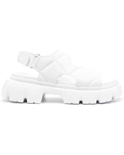 Karl Lagerfeld Weiße stepp-sandalen mit flacher sohle