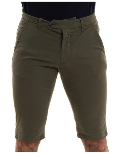 Roy Rogers Bermuda shorts in heller farbe - Grün