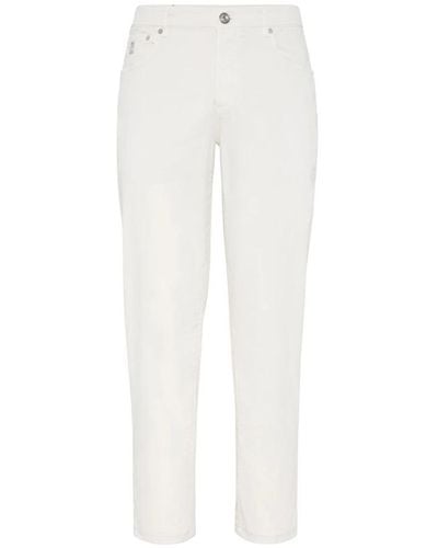 Brunello Cucinelli Weiße slim-fit jeans mit gesticktem logo