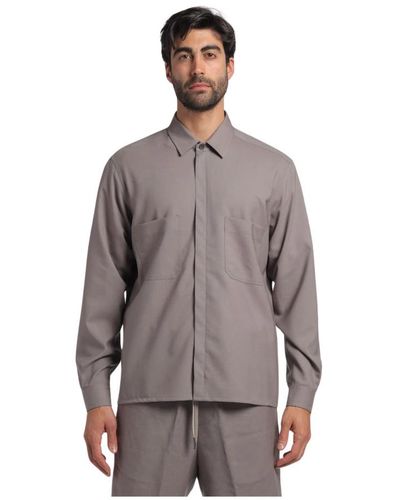 Covert Overshirt in fresco lana con tasche a toppa e bottoni coperti - Marrone