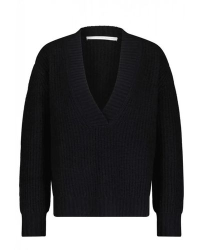 Herzensangelegenheit Knitwear > v-neck knitwear - Noir