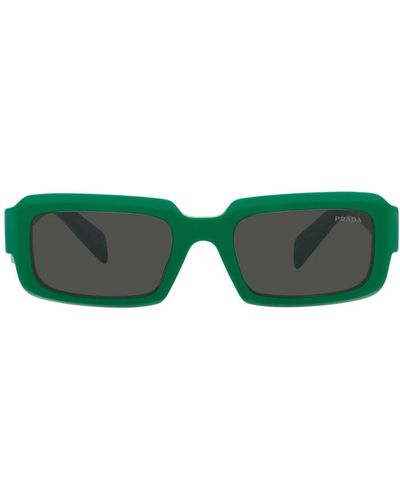 Prada Rechteckige sonnenbrille mit grünem go-rahmen und dunkelgrauen gläsern