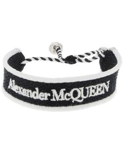 Alexander McQueen Besticktes denim-armband mit skull-verschluss - Weiß