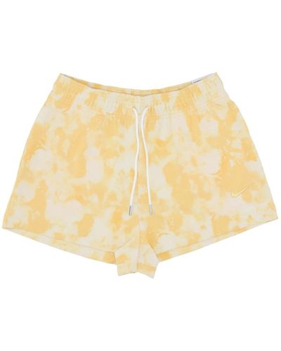 Nike Wave dye shorts - Gelb