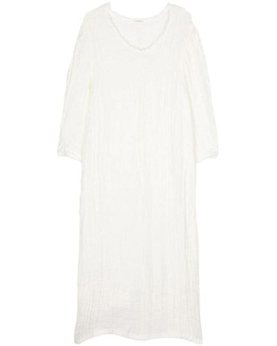 By Malene Birger Vestido de lino blanco con borde deshilachado