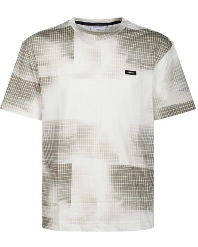 Calvin Klein Diffused grid tshirt mit abstraktem druck - Grau