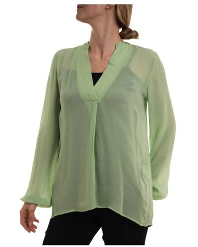 Kocca Elegante bluse mit puffärmeln und v-ausschnitt - Grün