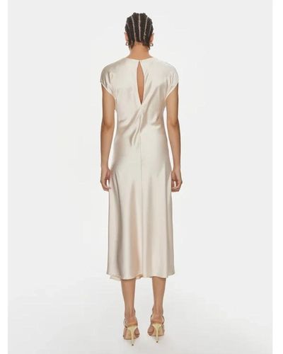 ViCOLO Dresses > day dresses > midi dresses - Blanc