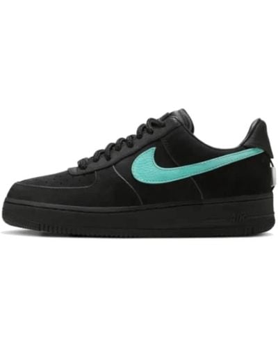 Nike Sneakers - Black